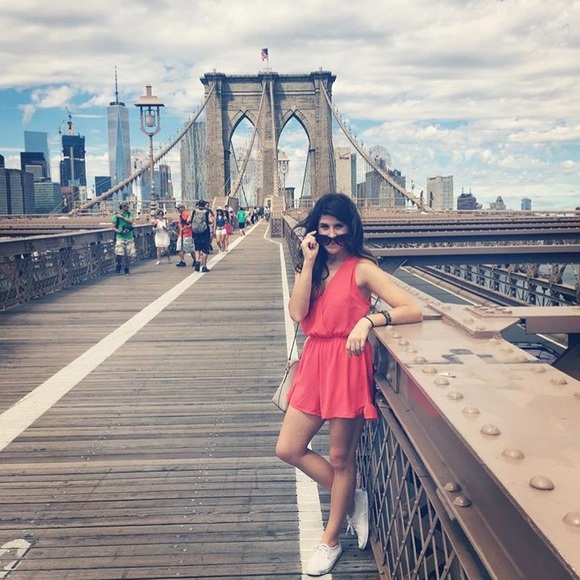 Meet your Posher, Kylie - Picture 4 of 5